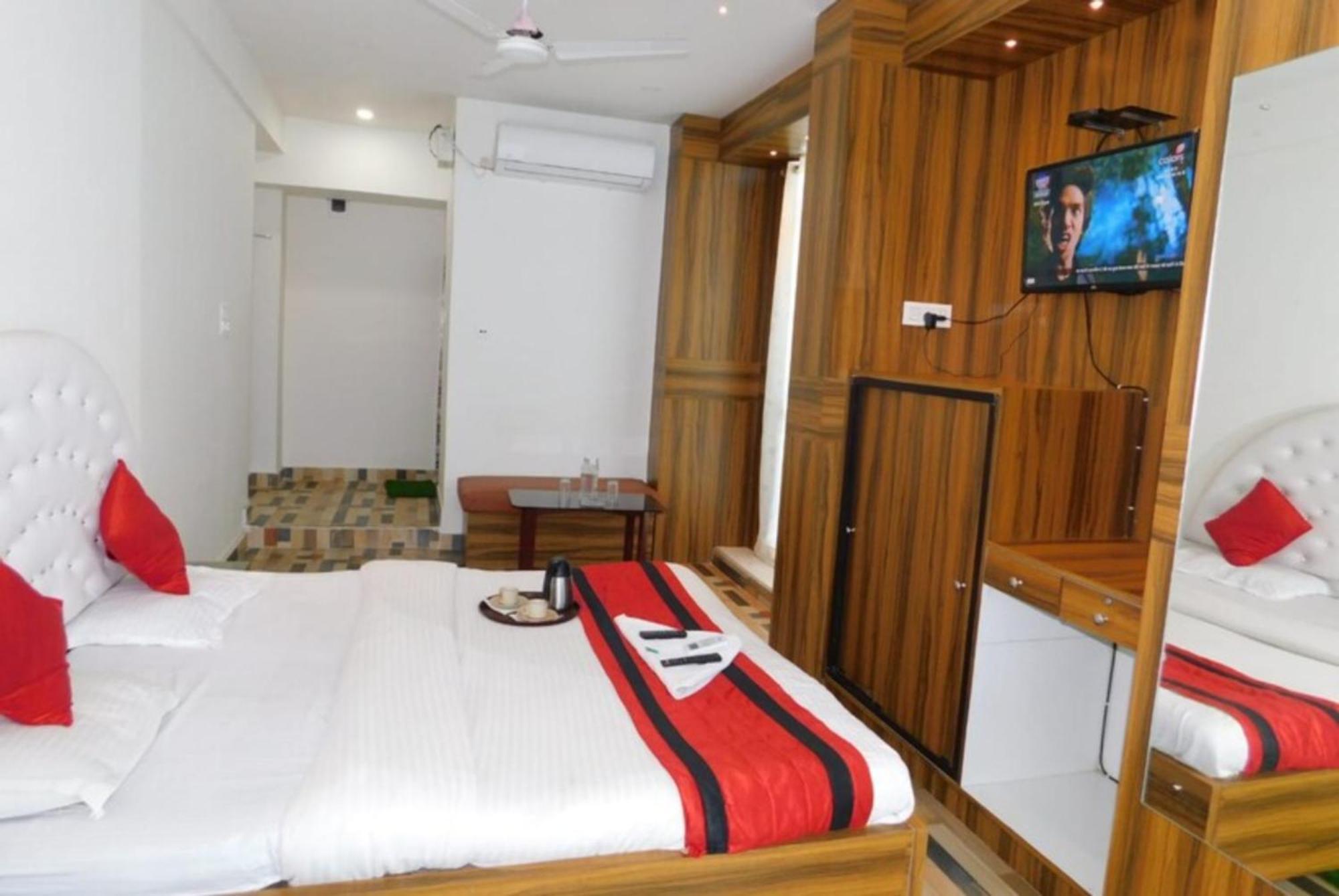 Hotel R Bangala Puri হোটেল রূপশ্রী বাংলা होटल रूपश्री बंगला Sea-View-Room And-Near-Temple Fully-Air-Conditioned-Hotel With-Wifi-Restaurant-And-Parking-Facility - Book Now Екстер'єр фото