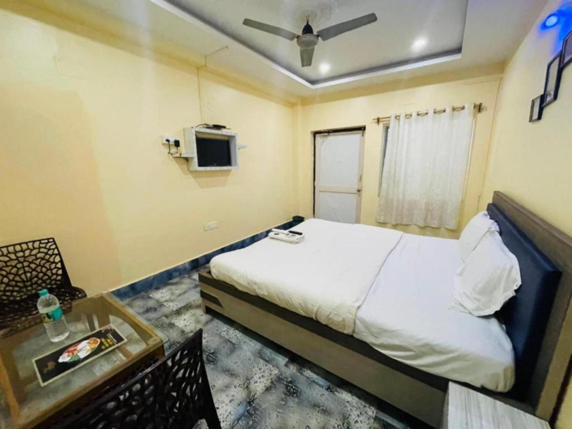 Hotel R Bangala Puri হোটেল রূপশ্রী বাংলা होटल रूपश्री बंगला Sea-View-Room And-Near-Temple Fully-Air-Conditioned-Hotel With-Wifi-Restaurant-And-Parking-Facility - Book Now Екстер'єр фото